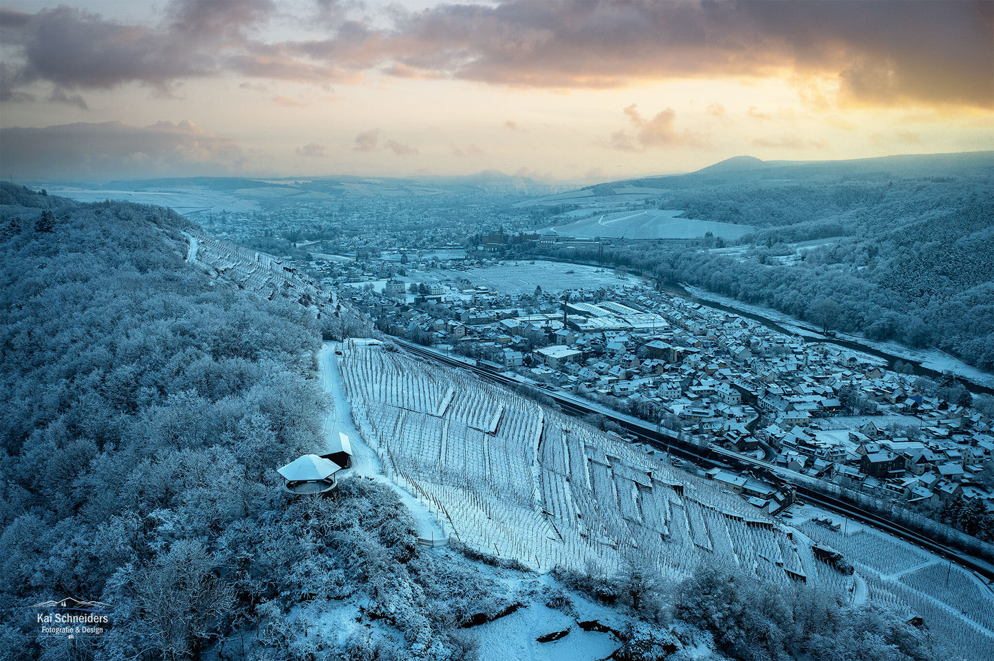 Blick von der Bunten Kuh über Bad Neuenahr-Ahrweiler im Winter