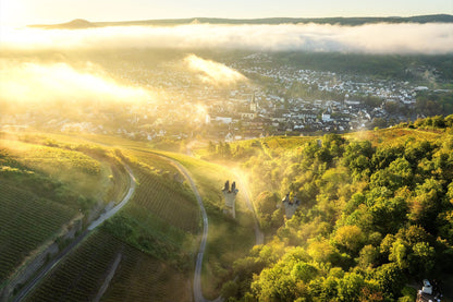 Nebliger Blick auf Ahrweiler
