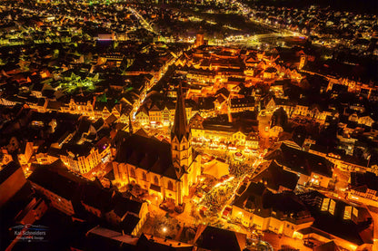 Blick auf Ahrweiler zum Weihnachtsmarkt