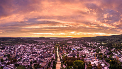 Blick über Bad Neuenahr zum Sonnenaufgang