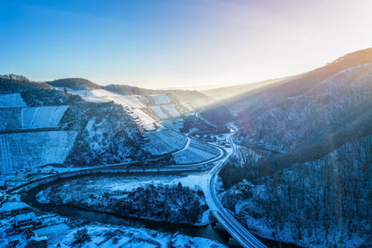 Das Ahrtal bei Marienthal im Schnee
