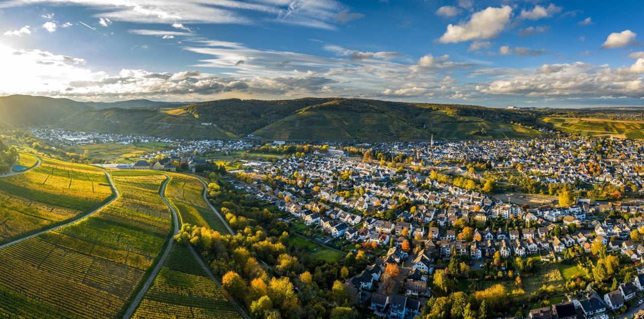 Frühherbstliches Panorama über Ahrweiler